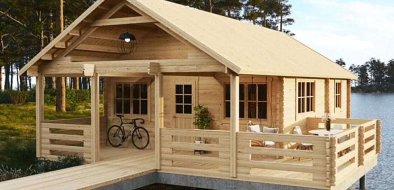 dom z drewnianym tarasem