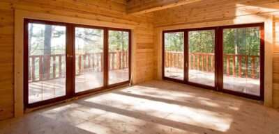 dom z panoramicznymi oknami